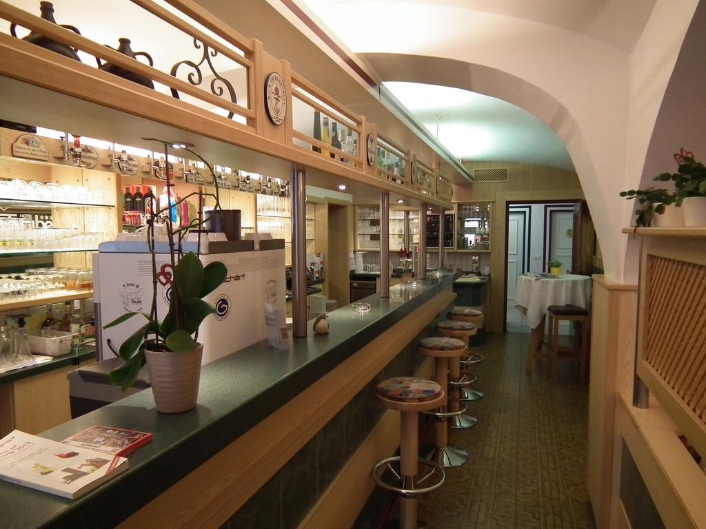 Hotel Die Traube Admont Ngoại thất bức ảnh
