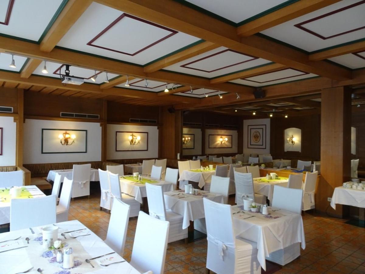 Hotel Die Traube Admont Ngoại thất bức ảnh