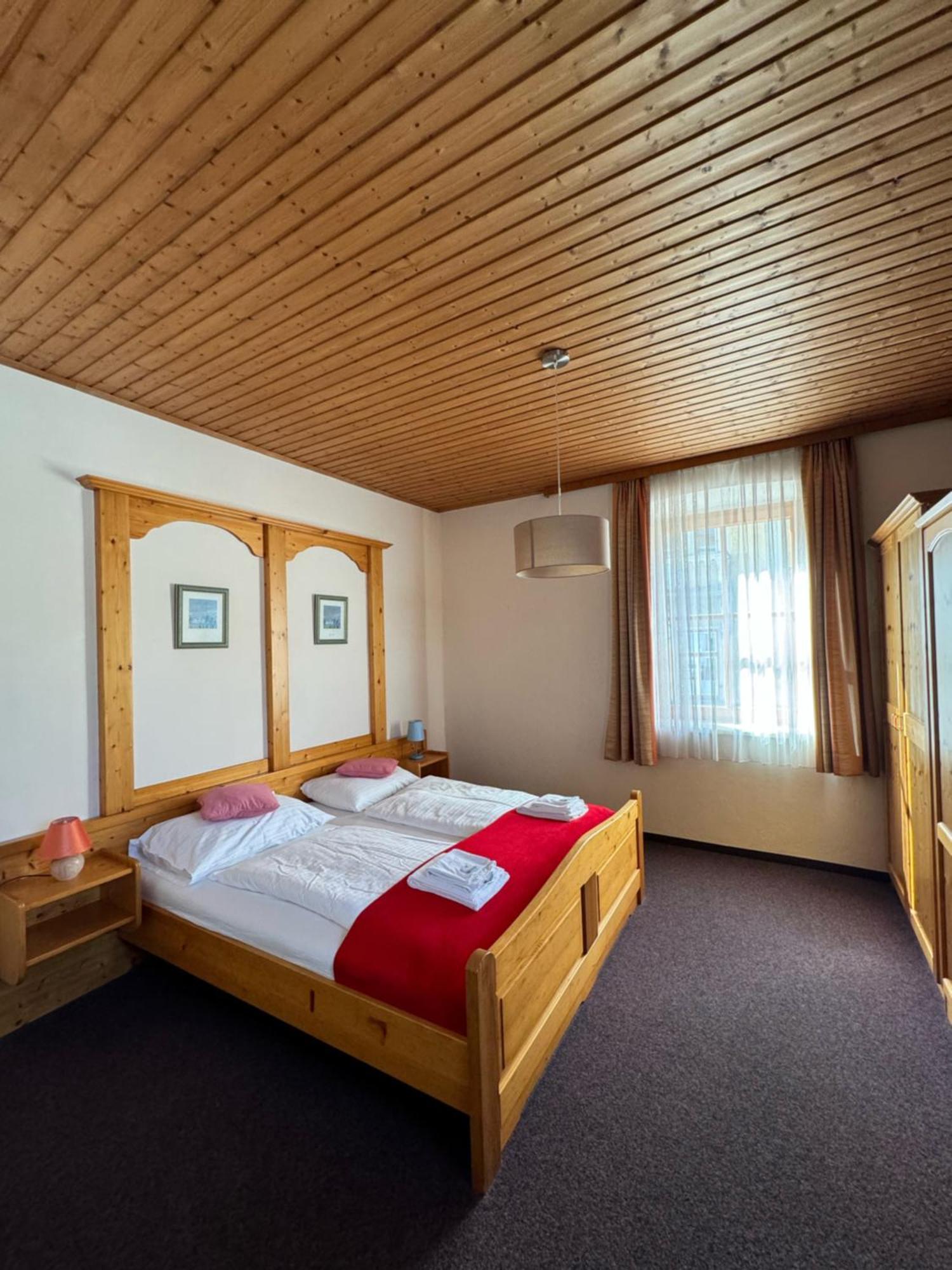 Hotel Die Traube Admont Ngoại thất bức ảnh