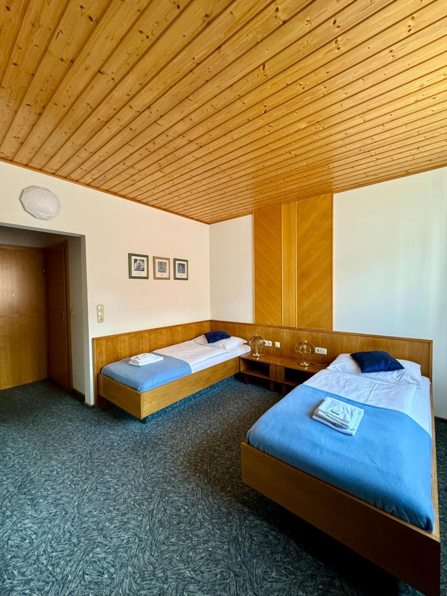 Hotel Die Traube Admont Ngoại thất bức ảnh